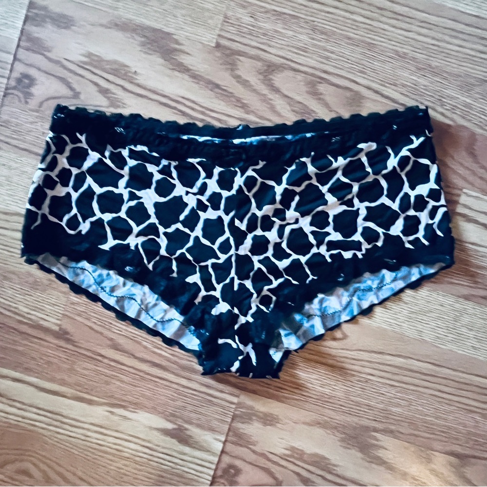 NWOT DELTA BURKE BLACK AND TAN UNDERWEAR BRIEF BLACK LACE TRIM SIZE 3X